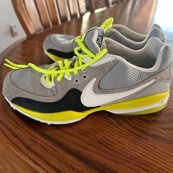 Nike Shoes - Women’s Nike air max 90